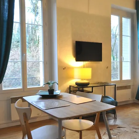 Apartment Charme Et Tranquillite, Dans Avec Piscine, L'aparte - Sejouraix